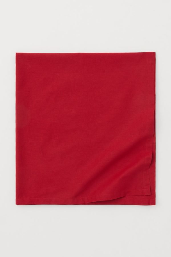 Catálogo H&M Home Navidad mantel rojo