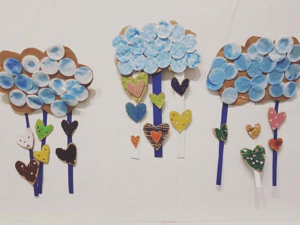 Lloviendo amor, manualidad